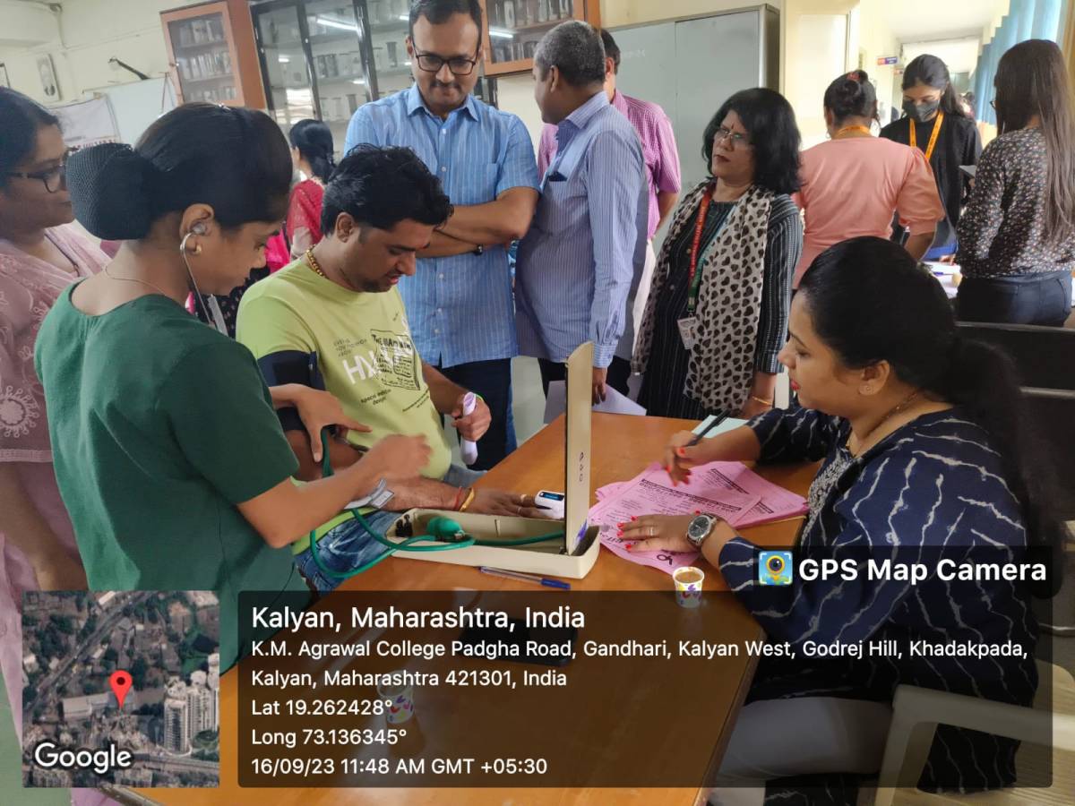 CWDC organized one day Health Checkup Camp in association with Giants group of Kalyan 